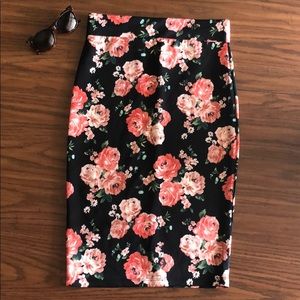 Floral Midi Skirt💫